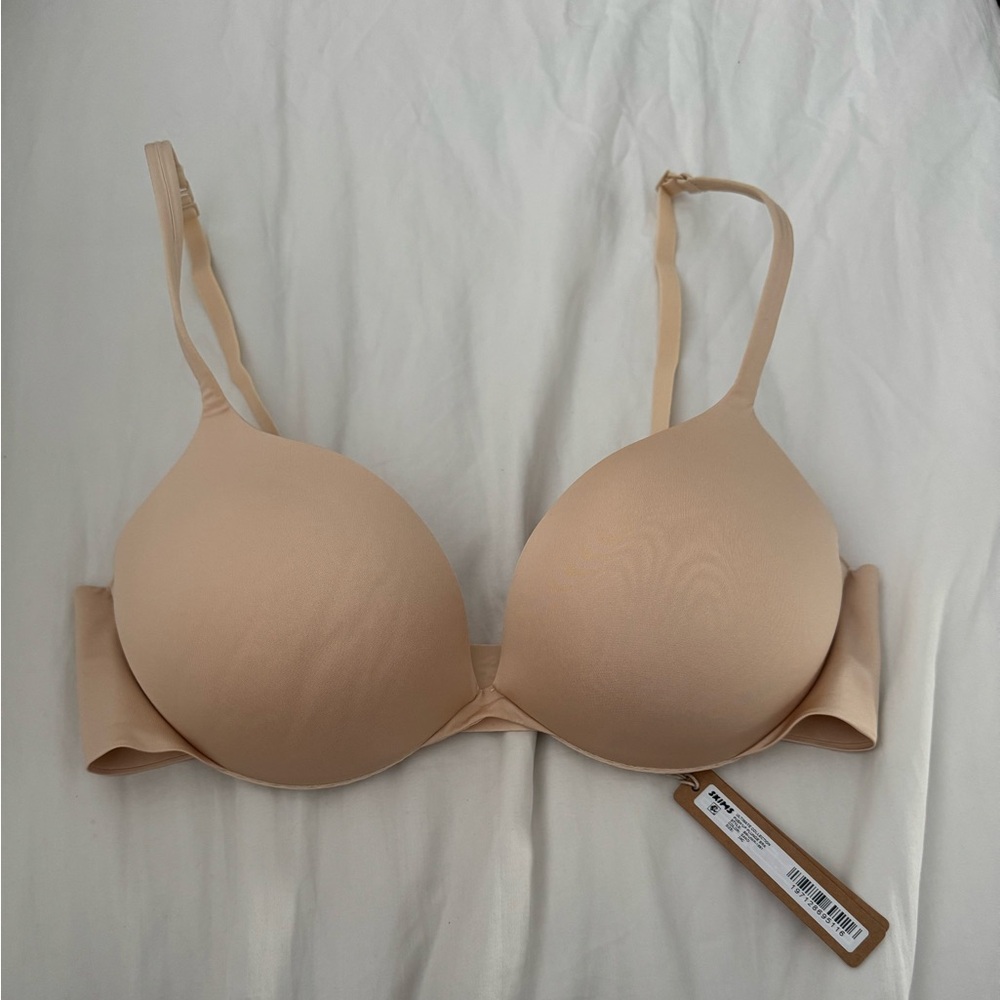SKIMS ultimate push-up plunge bra